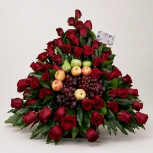 Ramo triangular con frutas
